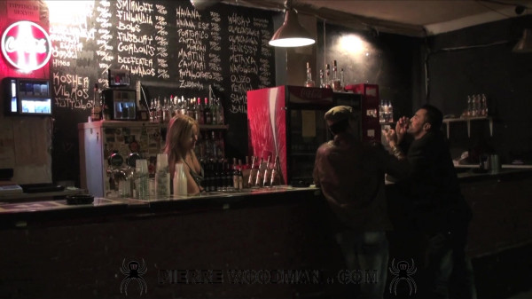 Valentina Blue - XXXX - Toilet + 3 Boys